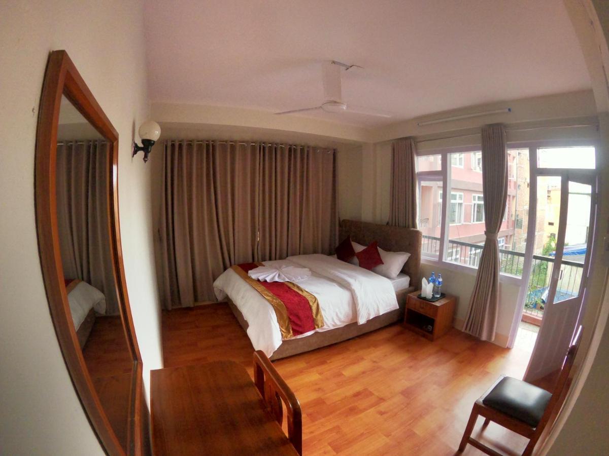 Om Tara Guest House Pvt Ltd Kathmandu Ngoại thất bức ảnh