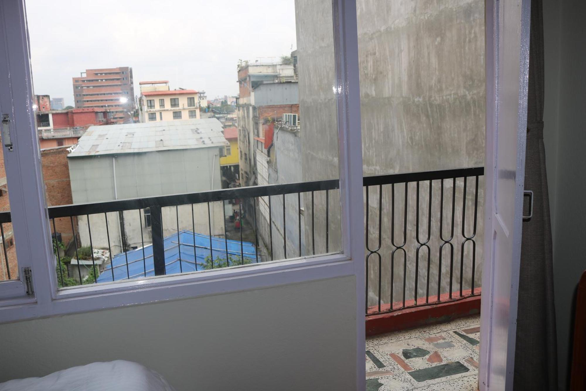 Om Tara Guest House Pvt Ltd Kathmandu Ngoại thất bức ảnh