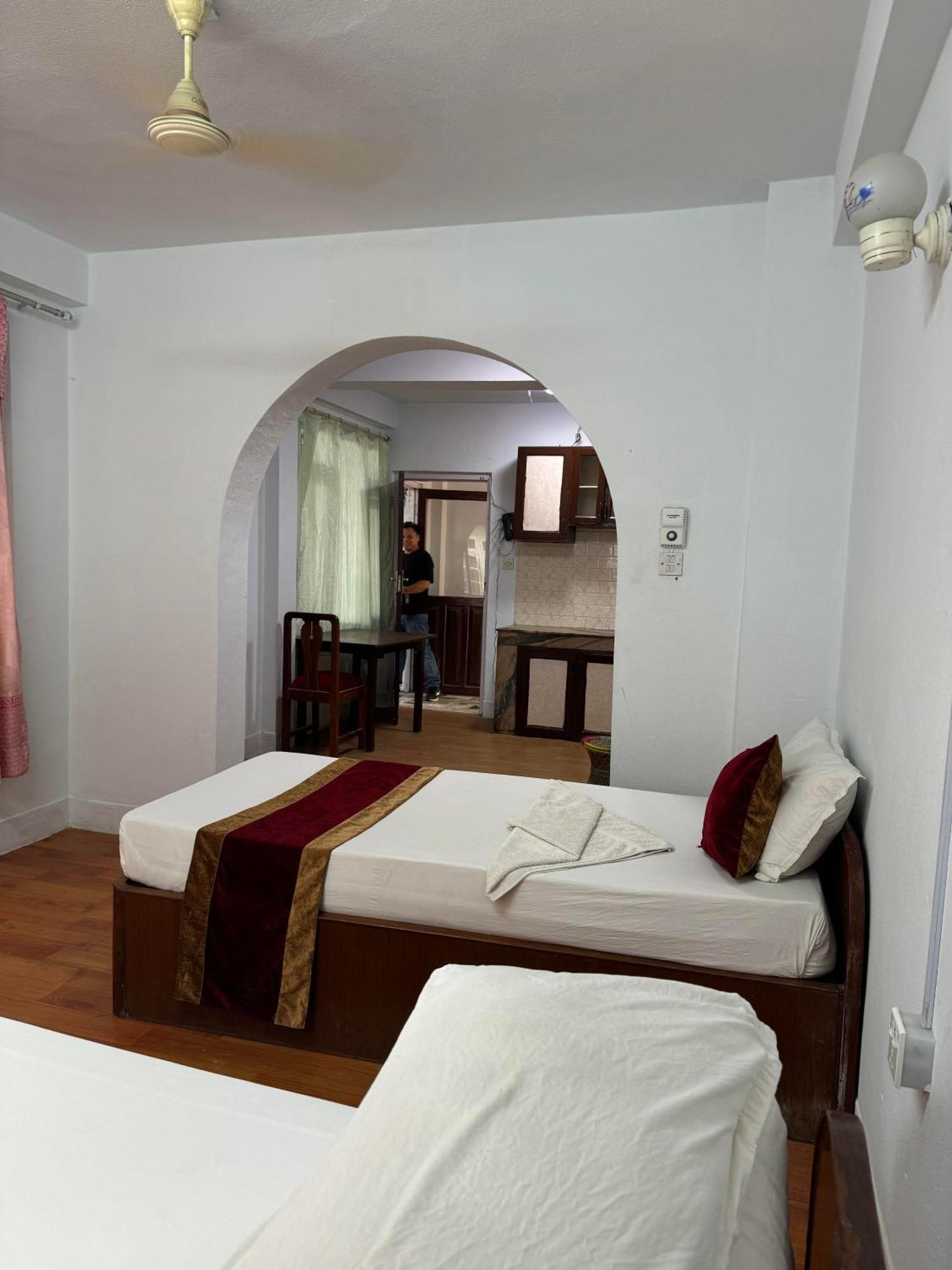 Om Tara Guest House Pvt Ltd Kathmandu Ngoại thất bức ảnh
