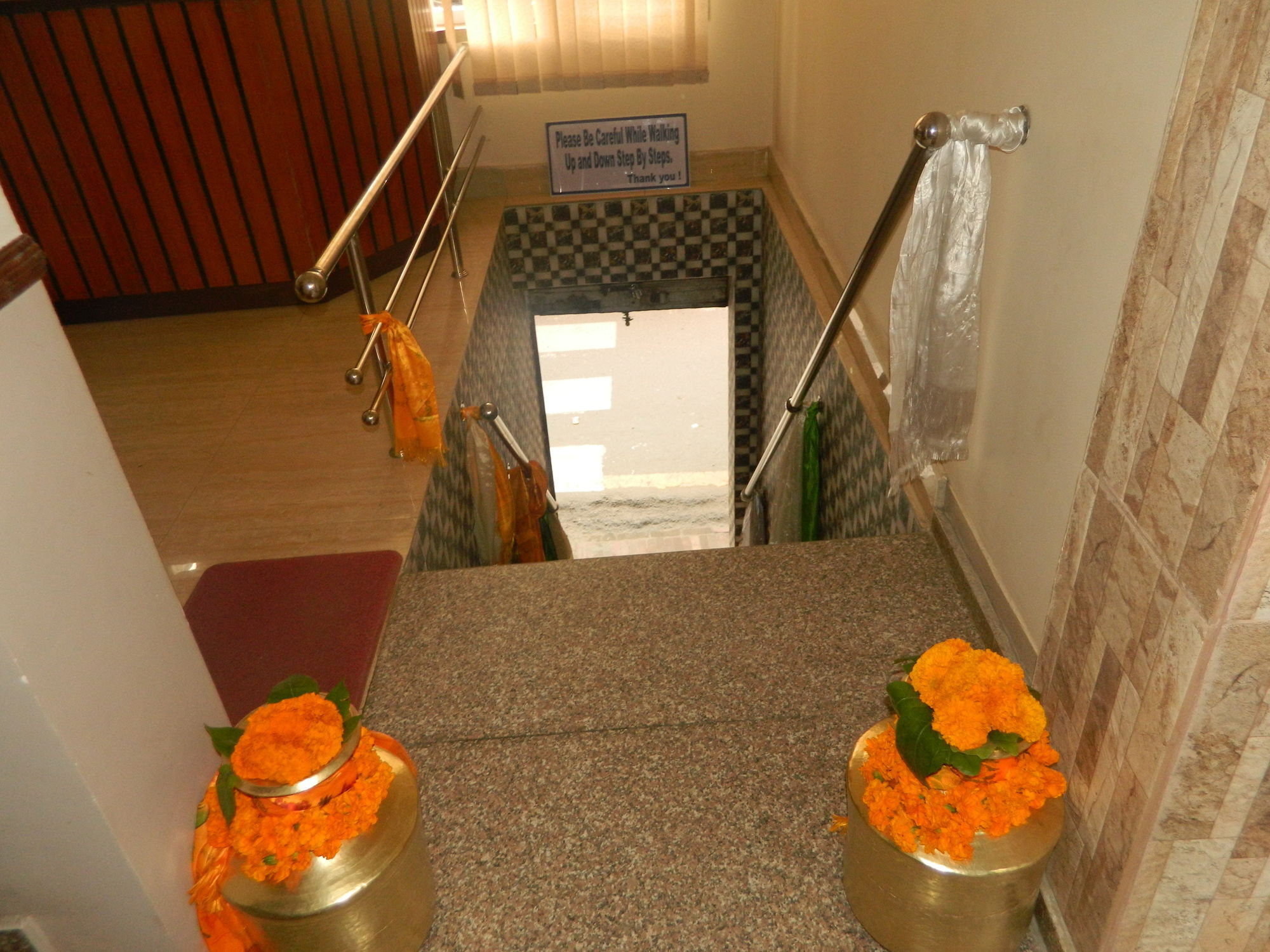 Om Tara Guest House Pvt Ltd Kathmandu Ngoại thất bức ảnh